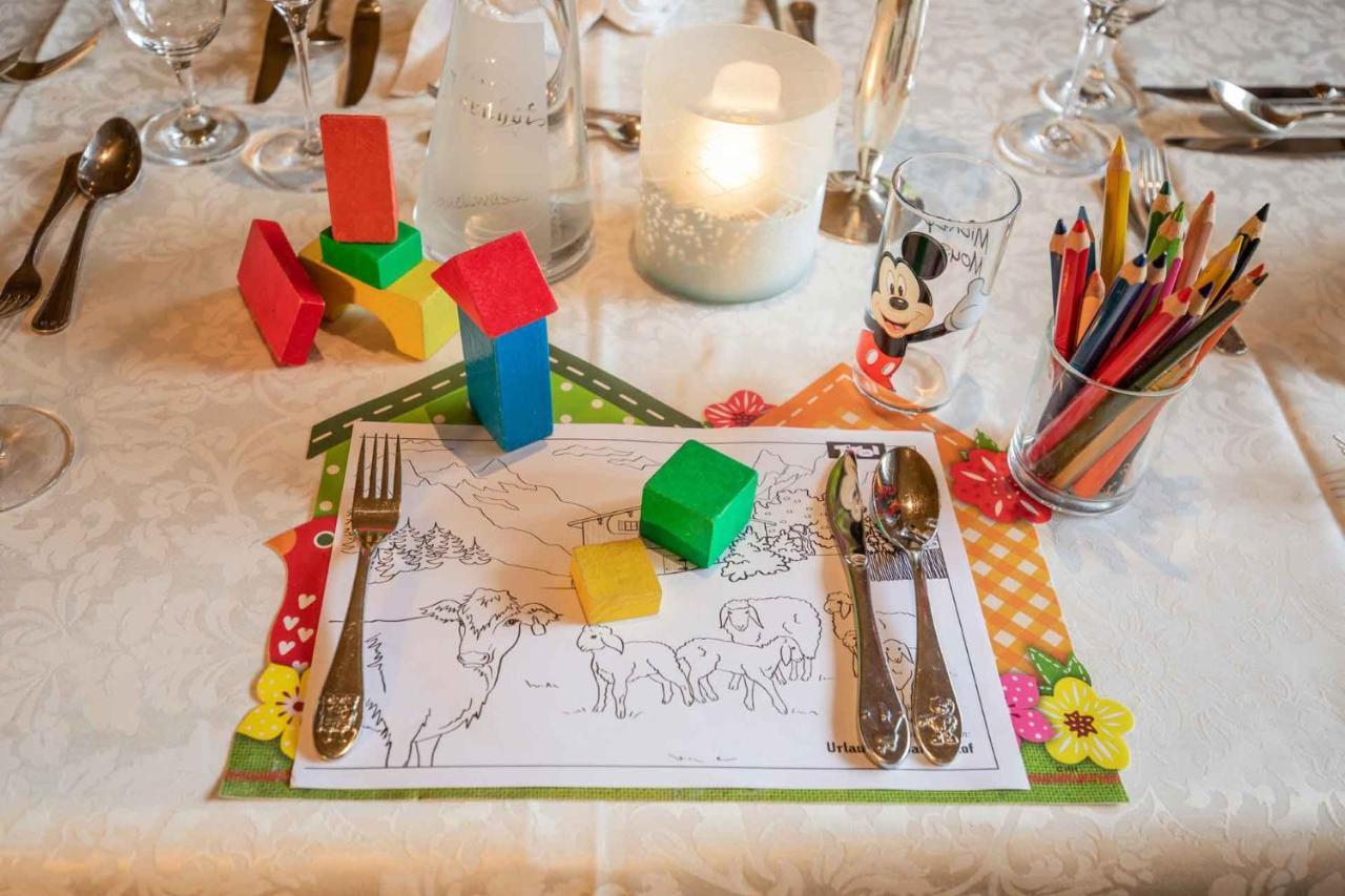 Familien- & Vitalhotel Auenhof フルプメス エクステリア 写真