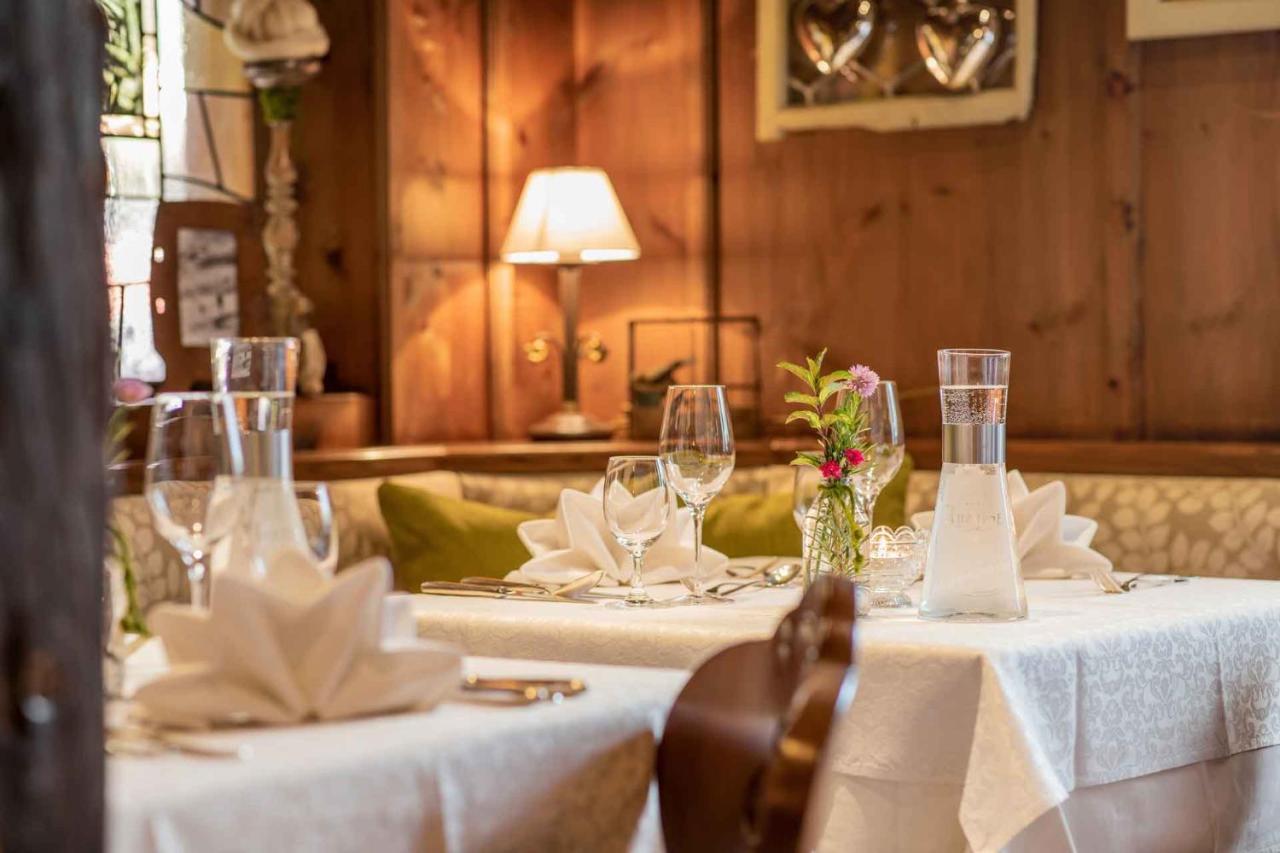 Familien- & Vitalhotel Auenhof フルプメス エクステリア 写真